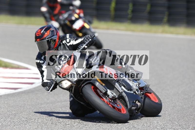 /Archiv-2025/48 25.08.2025 Cornu Master School ADR/rot-rouge/103